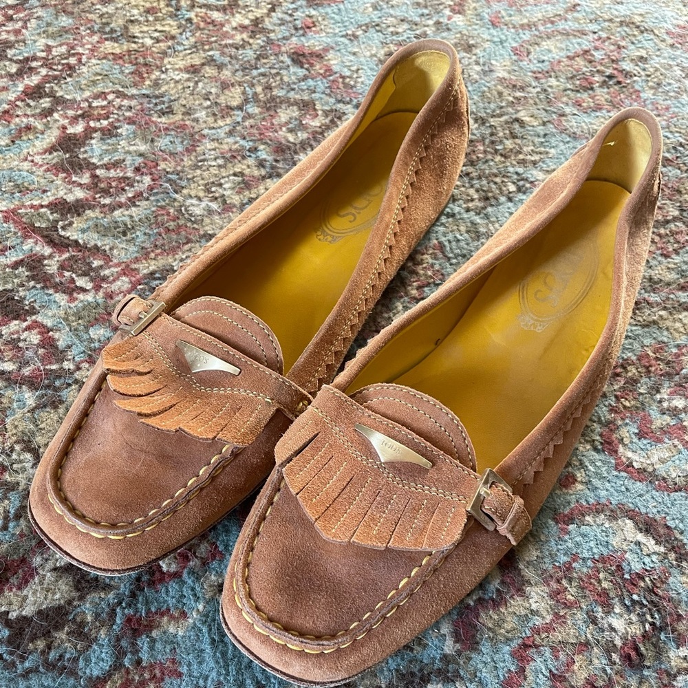 Tods Moccasin Style Flats